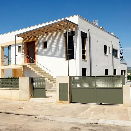 S'arenal Petit Holiday home *